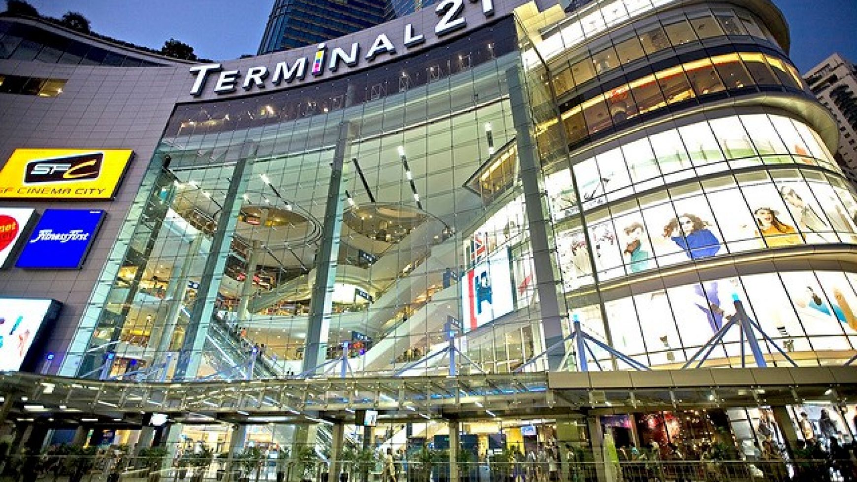 欢庆 曼谷购物中心 Terminal 21 中文官网开站啦！