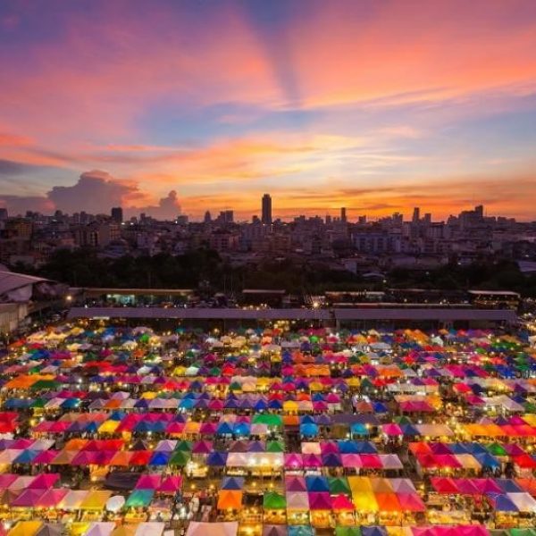 曼谷夜生活 | 曼谷晚上哪里好玩？Terminal21 Asok为你支招